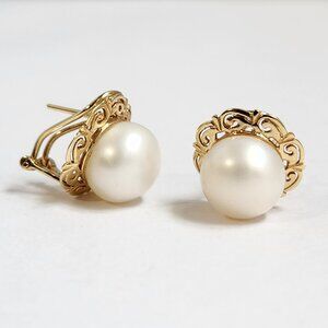 Estate Pearl and Gold Filigree Earrings - Cream and Gold